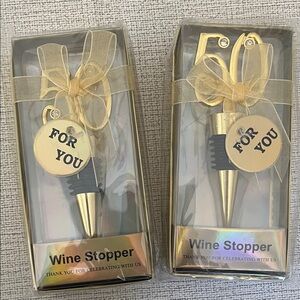 Gold Wine Stopper Party Favor - Elegant For You Design